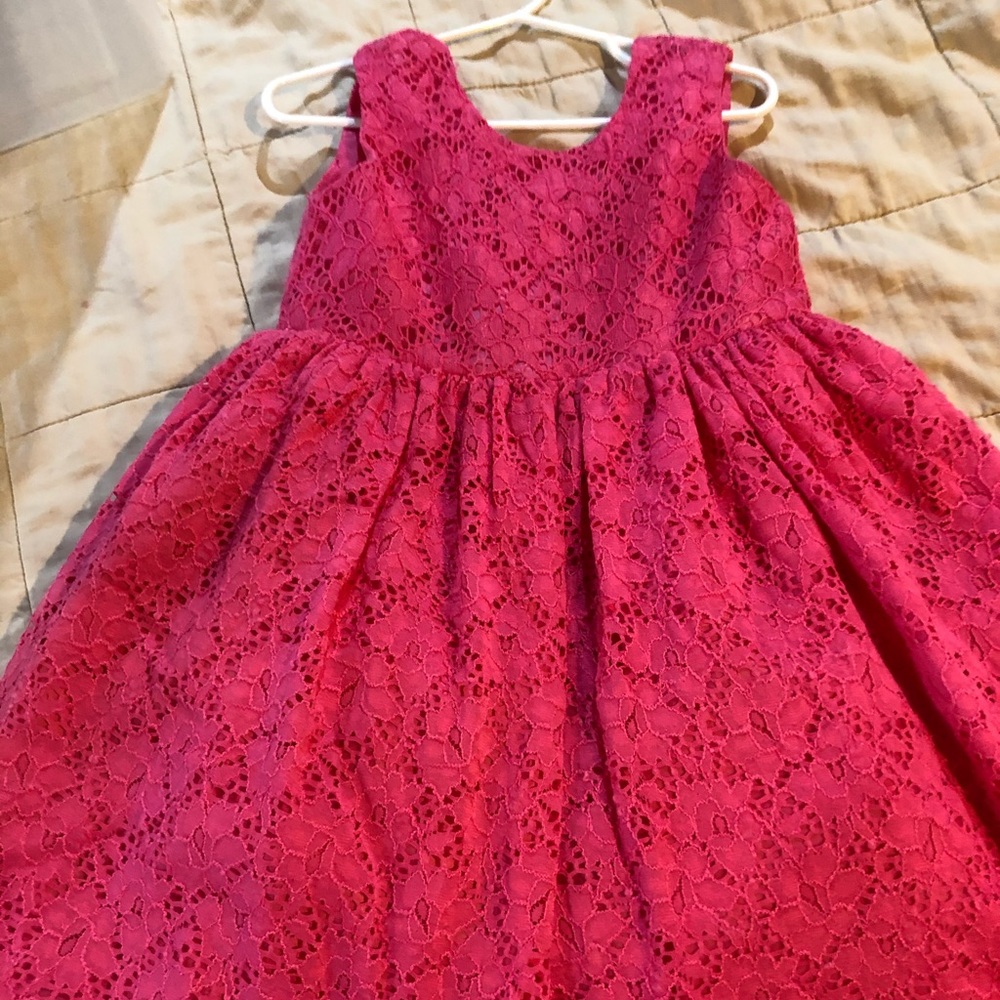 Girls dress size 5 dark pink - lined - bow in back